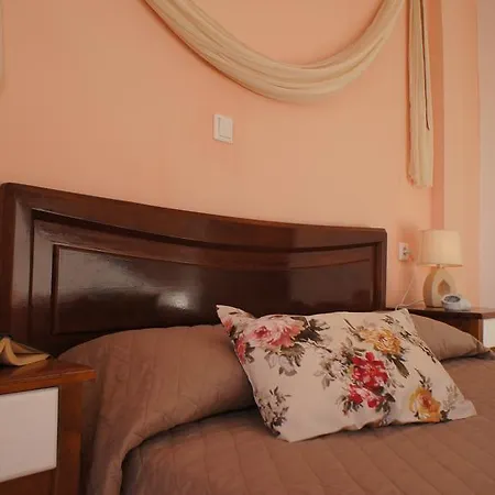 Idi Otel 3*