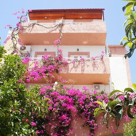 Otel Idi 3*
